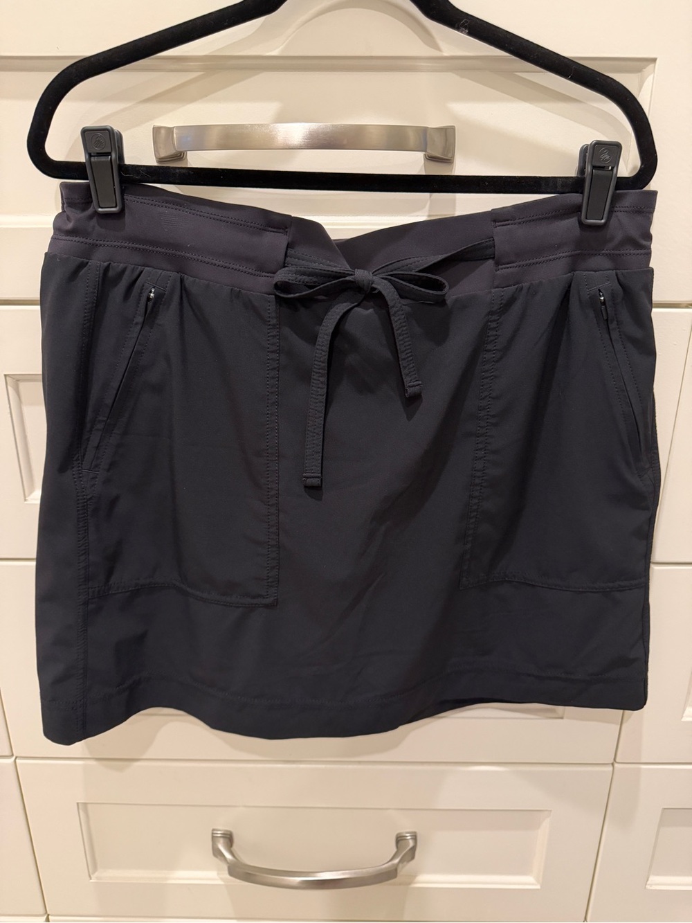 Athleta Black Chelsea Cargo Skort Size 16 #980192